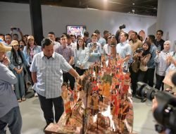 Asyik, Prabowo-Gibran Malam Mingguan Kunjungi Festival Negeri Elok Karya Didit