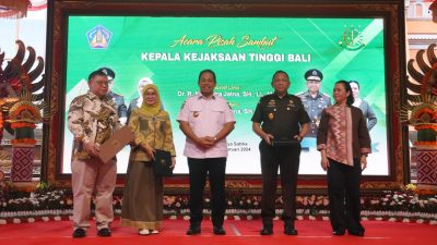 Pj Gubernur Bali Hadiri Pisah Sambut Kepala Kejaksaan Tinggi Bali