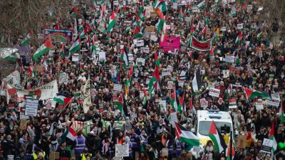 Gencatan Senjata di Gaza! Ribuan Pengunjuk Rasa di London