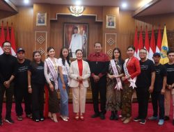 Pj Ketua Dekranasda Nonton Bareng Dukung Utusan Bali di Grand Final Puteri Indonesia 2024