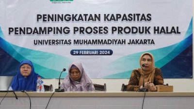 Para narasumber pada pelatihan peningkatan kapasitas pendamping proses produk halal di Universitas Muhammadiyah Jakarta (UMJ), 29 Februari 2024. (Foto:Dok.Humas UMJ)