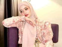 Inara Rusli Ngaku Sangat Menikmati Jalani Ramadan dengan Anak