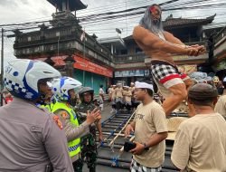 Kapolres Badung-Bali Pimpin Langsung Patroli Gabungan Pawai Ogoh-ogoh