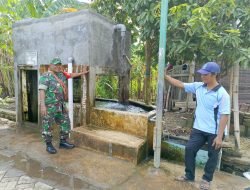 Babinsa Grati Cek Kondisi Sumur Bor Bantuan Pemda Pasuruan