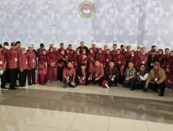 Alumni SMA I Taruna Nusantara Berangkatkan Pamong untuk Ibadah Umroh