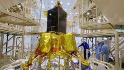 Wow! Rusia dan China akan Bangun Pembangkit Listrik di Bulan