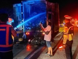 Kronologi Truk Ekspedisi Pengangkut Paket Terbakar di Ruas Tol Kartoharjo Magetan