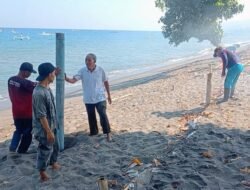 Warga Kampung Nelayan Pantai Montong Buwuh Lombok Barat Gelar Aksi ‘Jumat Bersih’