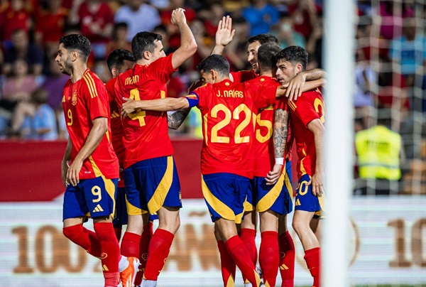 Menang 3-0, Tim Matador Spanyol Seruduk Kroasia