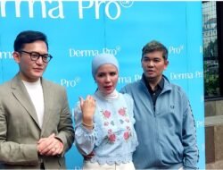 Indra Bekti dan Aldila Jalani Perawatan Dolphin Muscle Treatment