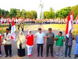 Pemkab Sidoarjo Bagikan 10 Juta Bendera Merah Putih ke Warga