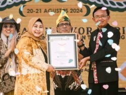 Bentangan Kain Sasirangan Pecahkan Rekor MURI, Ketum PWI Pusat Apresiasi Pemprov Kalsel
