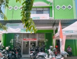 Dinilai Sepihak Tarik Kendaraan, Kantor JACCS MPM Madiun Digeruduk Massa