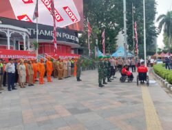 Kasdim 0501/JP Ikuti Pengibaran Bendera di Pospol Thamrin