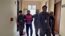 Kejari Tulungagung Tahan Kades dan Bendahara Desa Batangsaren