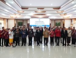 12 WNA Ucap Sumpah Jadi WNI, Ini Pesan Kakanwil Kemenkumham Bali