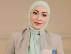 Angelina Sondakh Hadiri Pernikahan Anak Temannya Saat di Lapas