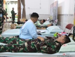 Kodim Probolinggo Gelar Donor Darah-Bagi Sembako di HUT TNI ke-79