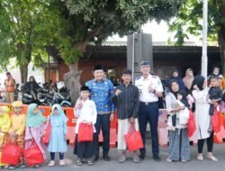 Plt Bupati Sidoarjo Beri Santunan Yatim Piatu di Harhubnas 2024