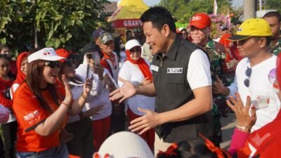 Plt Bupati Sidoarjo Berangkatkan Jalan Sehat di Desa Tempel-Krian