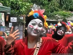 Festival Lima Gunung di Magelang Ditutup Dengan Kirab Seniman