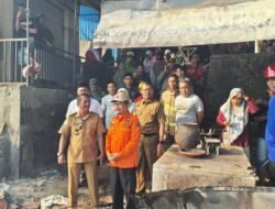 Pj. Bupati Pasuruan Tinjau Pasar Pasrepan Pasca Kebakaran