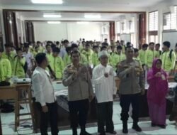‘Police Go To School’, Kapolsek Koja Sambangi SMK Sejahtera 