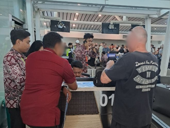 Promosikan Villa Lewat Medsos, WNA Australia Dideportasi Imigrasi Singaraja 