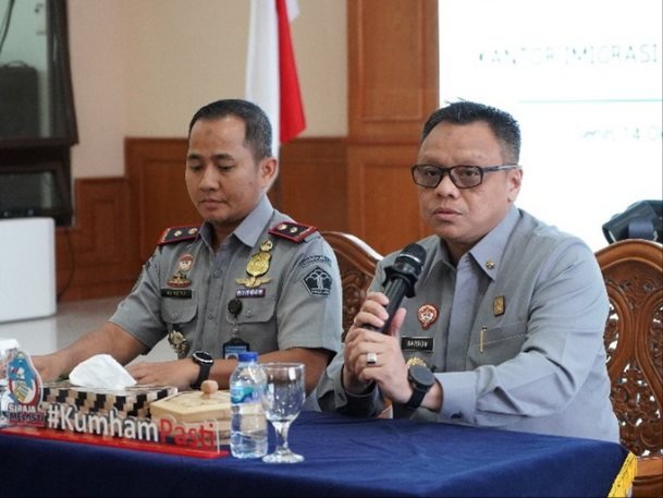 Kunjungi Imigrasi Singaraja, Barron Ichsan Tekankan Pelayanan dan Penegakan Hukum yang Seimbang 