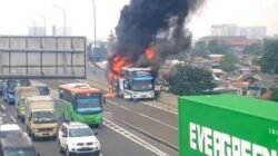 Innalilahi, Bus Rombongan TK Terbakar di Tol