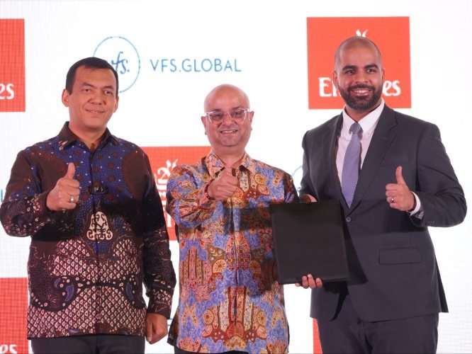 Digitalisasi Layanan Keimigrasian, Imigrasi Kerja Sama Imigrasi dengan VFS Global