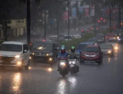 BMKG: Cuaca Umum Indonesia Sepanjang Selasa Hujan Sedang-Lebat