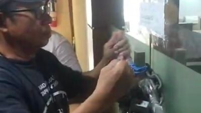 Waduh! Kantor PWI Pusat Digeruduk, Ketum dan Bendum Terkurung