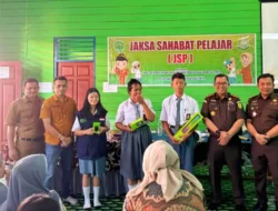 Kejati Kaltim Gelar Penyuluhan Hukum ke Siswa SMA 1 Long Apari