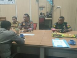 Koramil Sukapura Gandeng Warga Bahas Wisata Gunung Bromo