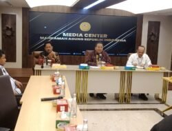 Wakil Ketua MA Bidang Non-Yudisial Gelar Temu Jurnalis Jelang Pemilihan Ketua MA