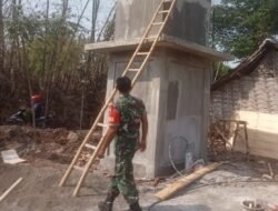 Babinsa Cek Kesiapan Pompa Air dari Kementan di Desa Kalisat