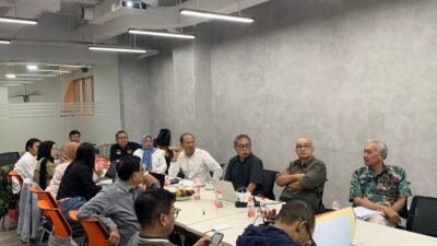 Ketua Umum PWI Pusat Pimpin Rapat Pengurus Harian