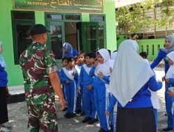 Pelajar SDN Bulu Kunjungi Makoramil 0820/12 Kraksaan-Probolinggo