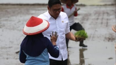 Wamentan Sudaryono: Program Cetak Sawah 3 Juta Hektar Pastikan Ketahanan Pangan