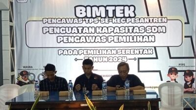 Tingkatkan SDM PTPS, Panwascam Pesantren Gelar Bimtek Pilkada 