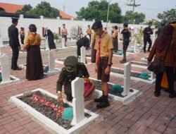 Peringati Hari Pahlawan, Kasdim Ziarah ke TMP Kota Pasuruan