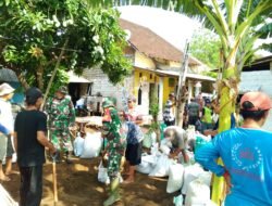 Koramil Dringu Kerja Bakti Bangun Tanggul Penahan Tanah