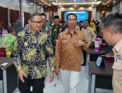 Kadispendik Resmikan Ruang Kelas CBA di SMKN 1 Purwosari