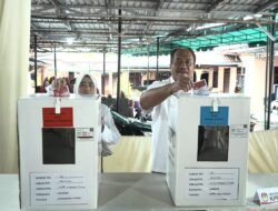 Wabup Asahan Gunakan Hak Suara di Pilkada Serentak 2024