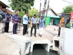 Plt Bupati Sidoarjo Subandi Sidak Dua Proyek Jalan Betonisasi