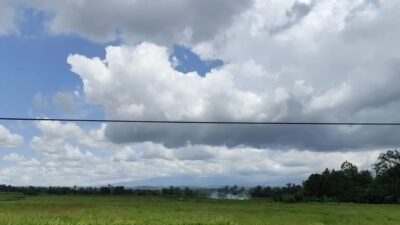 Lontarkan Abu Setinggi 2.000 Meter, Gunung Raung di Jatim Meletus