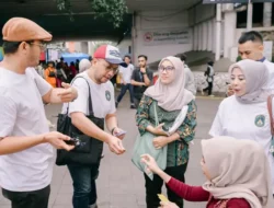 Kejari Jakpus Kampanyekan Anti Korupsi dengan Berbagi Kaos