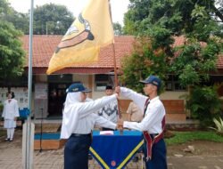 Pelantikan Pengurus OSIS SMP Negeri 4 Pasuruan Periode 2024-2025