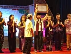 Sandiaga Uno Dianugerahi Warga Kehormatan Kota Kediri